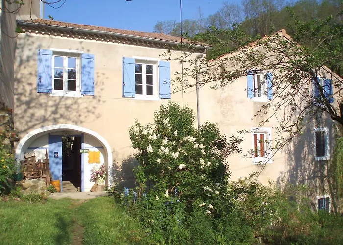 Moulin De Cornevis Bed and Breakfast 3*